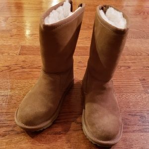 Girls Ugg boots Size 12